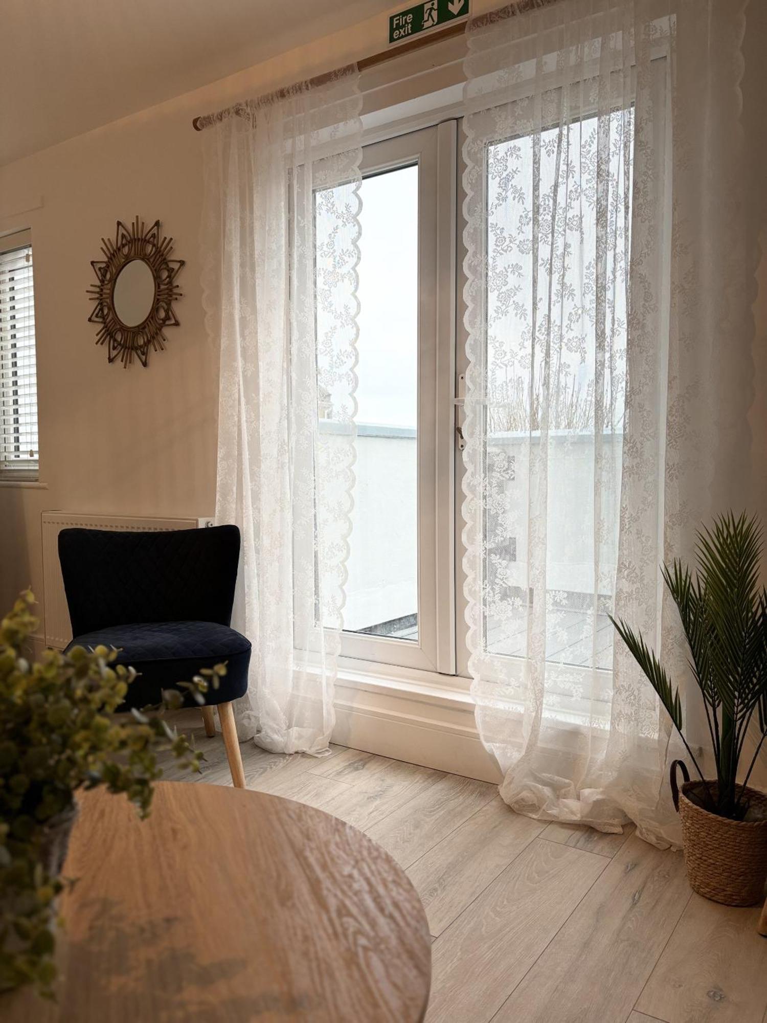 23 Coastal Comfort Millom Buitenkant foto