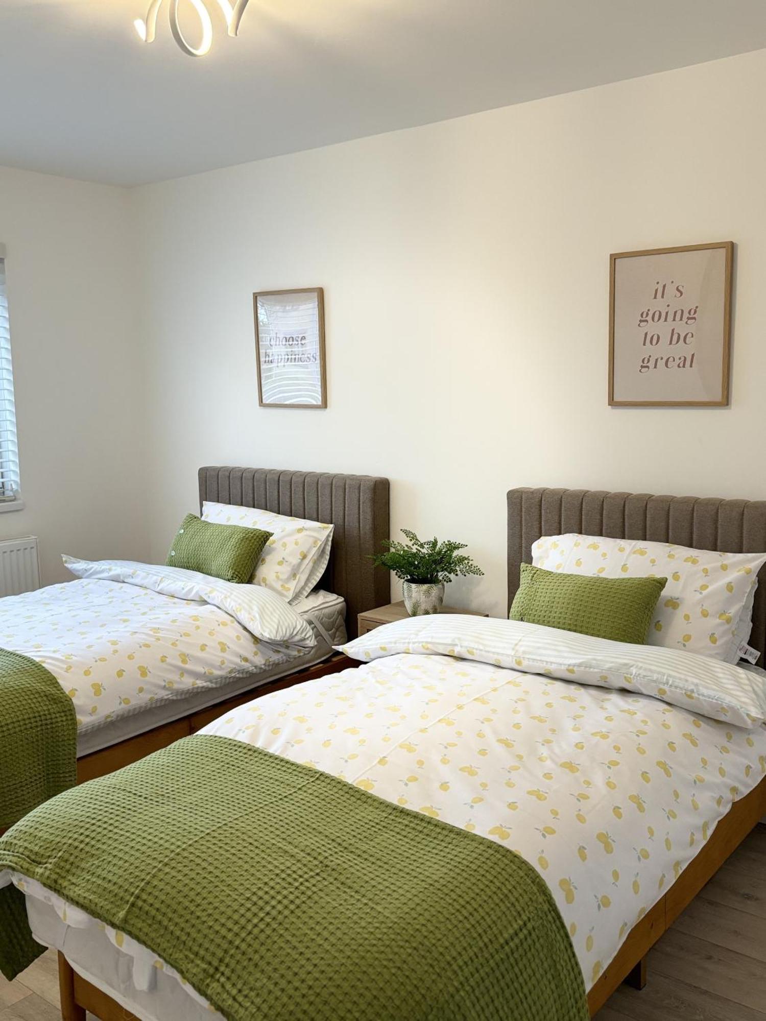 23 Coastal Comfort Millom Buitenkant foto